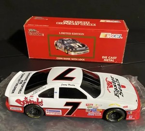 lot 696 image: VINTAGE 1992 Racing Champions NASCAR Bojangles