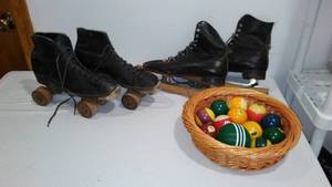 lot 682 image: Vintage Sporting Goods.