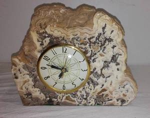lot 687 image: Geo Clock.