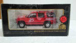 lot 771 image: Brookfield Budweiser Chevy Tahoe NASCAR Ricky Craven Diecast #25