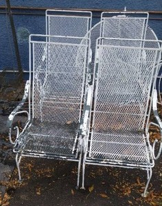 lot 709 image: Patio furniture Set.