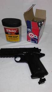 lot 793 image: Powerline BB Gun, BB and Cartridges.