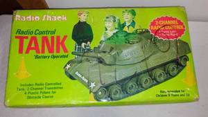 lot 801 image: Vintage Radio control Tank.