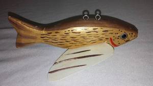 lot 817 image: Vintage Collectible Spear Fishing Decoy G.D.B.G.