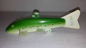 lot 818 image: Vintage Collectible Spear Fishing Decoy Lawrance Bethal Signed With Stamp.