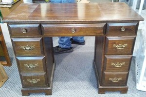 lot 863 image: Desk with 9 Drawers.