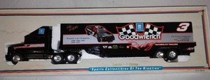lot 866 image: Ertl Racing Transporters Past and Present Dale Earnhardt #3.