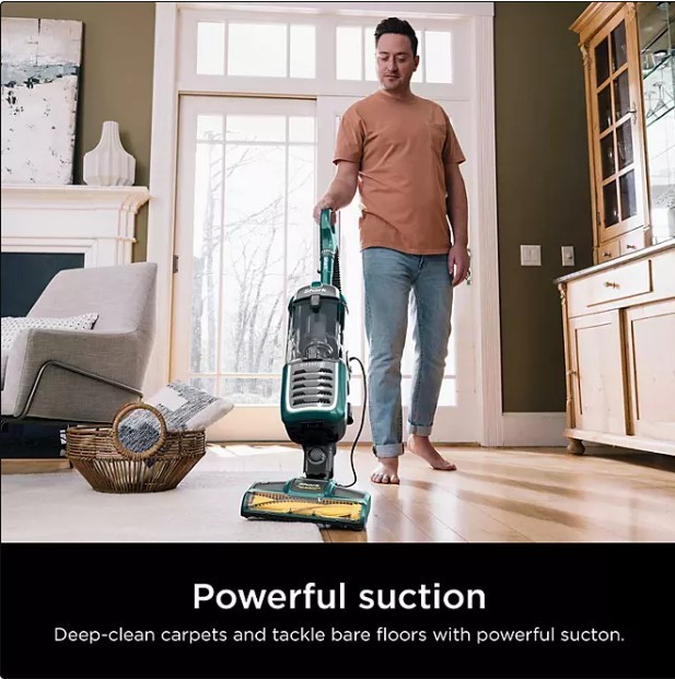 lot 152 image: NEW Shark Rotator Anti-Allergen Pet Plus with Self-Cleaning Brushroll Upright Vacuum, ZU55