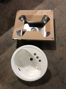 Lot of Assorted Sinks    Customer Returns See Pictures