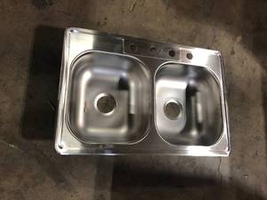 Glacier Bay 33 in. Drop in Double Bowl 22 Gauge Stainless Steel Kitchen Sink with 4-Holes  Customer Returns See Pictures