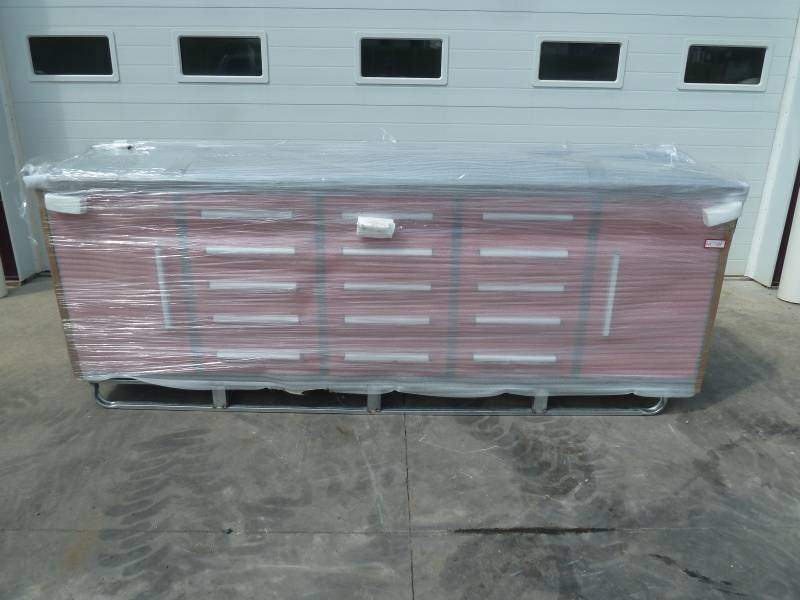 lot 4 image: Steelman Work Bench 10FT-15D-2-01B RED