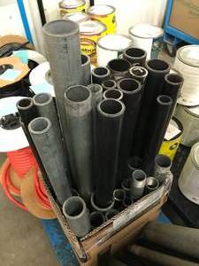 lot 48 image: ASSORTED STEEL METAL PIPING