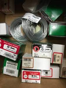 lot 55 image: ASSORTED SCREWS, NEW BOXES