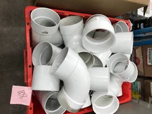 lot 108 image: LARGE TOTE WITH PVC FITTINGS