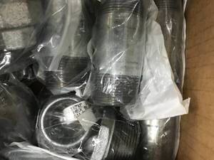lot 128 image: GALVANIZED TUBING AND FITTINGS