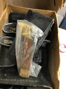 lot 159 image: 2 DOZEN POCKET KNIVES