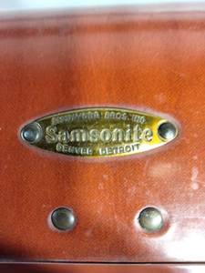 lot 258 image: Vintage Samsonite Shwayder Bros Inc Brown Hard Case