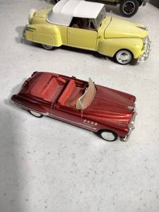 lot 266 image: Vintage Collection of (6) Die Cast Model Metal Used Cars
