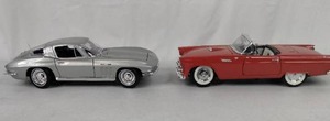 lot 286 image: 1965 Corvette and 1955 Thunderbird Die Cast Cars