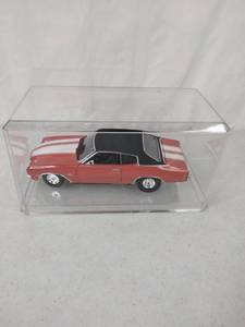 lot 237 image: Unique Replicas 1970 Chevelle SS-454 Diecast Car