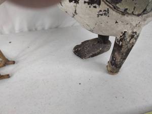 lot 314 image: Vintage Yard Decor Chicken & Duck