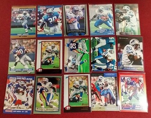 lot 33 image: (15) Barry Sanders Cards