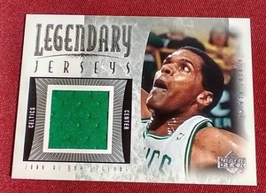 lot 37 image: 2001 Upper Deck Robert Parish Game-Used Jersey Card
