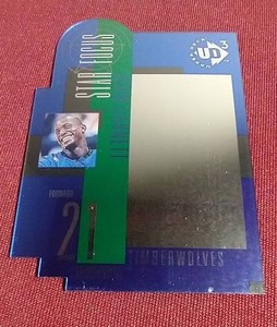 lot 42 image: 1997 UD3 Kevin Garnett Card