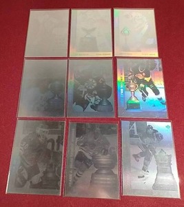 lot 55 image: 1991-92 Upper Deck Award Winner Holograms Complete Set