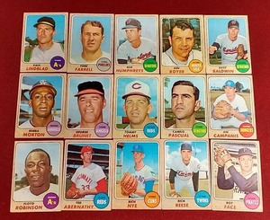 lot 66 image: (15) 1968 Topps Baseball Cards