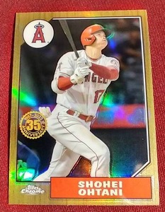 lot 128 image: 2022 Topps Shohei Ohtani 1987 Anniversary Refractor Card