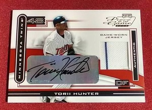 lot 160 image: 2003 Playoff Torii Hunter Game-Used Jersey Autograph Card - #d140