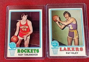 lot 169 image: (2) 1973-74 Basketball Cards - Both HOFers