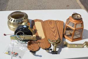 lot 181 image: Ceiling Fan Light 33 Blades