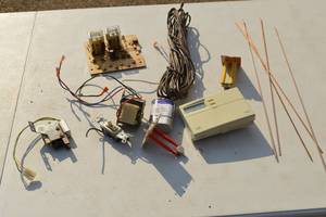lot 86 image: Assorted Electrical