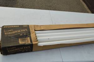 lot 98 image: 9ct Sylvania Fluorescent Tube Lamps