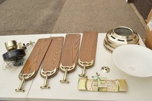 lot 136 image: Ceiling Fan Light, 21 Blades