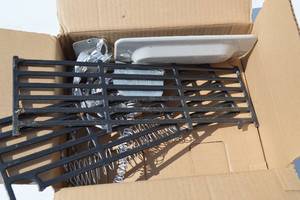 lot 15 image: Box of Scrap Metal
