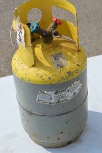 lot 52 image: Empty 30# Reusable, Exchangeable, DOT Recovery Tank