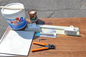 lot 223 image: Assorted Home Improvement Supplies