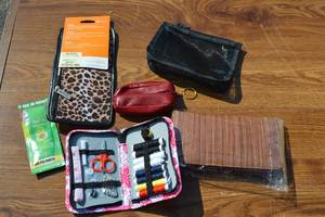 lot 225 image: Sewing Kit  Assorted Bags