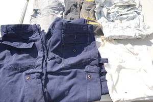 lot 246 image: Mens Clothes Size XL Pants 36