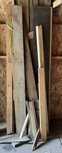 lot 81 image: Group Of Misc. Wood 2 2 x 6 x10, 2 1 x 6 x 8, 2 1 x 4 x 8, 1 1 x 3 x 8