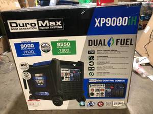 lot 15 image: DuroMax XP9000iH 7600W9000W 459cc Remote Start Dual Fuel Inverter Generator Costumer Returns See Pics