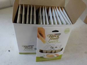 15 ct Purina Fancy Feast Savory Cat...