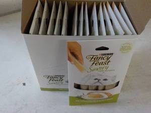 15 ct Purina Fancy Feast Savory Cat...