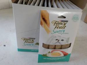 15 ct Purina Fancy Feast Savory Cat...