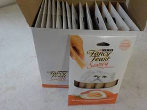 15 ct Purina Fancy Feast Savory Cat...