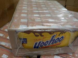 Case of 40 6.5 oz Yoo Hoo chocolate...