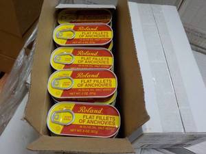 2ct, 25 ct 2 oz Tins Roland Flat Fi...